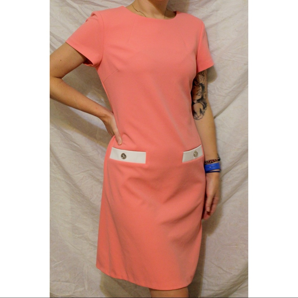 Peach & white knee length Tommy Hilfiger dress, women’s 4
